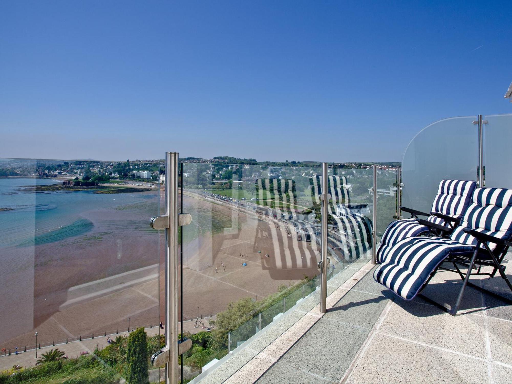 Riviera Mansion, Holiday home Torquay
